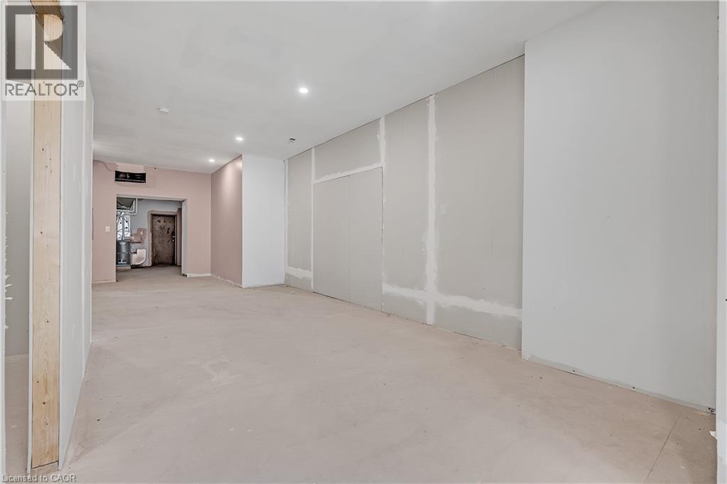 475 King Street E, Hamilton, Ontario  L8M 1C8 - Photo 6 - 40870799
