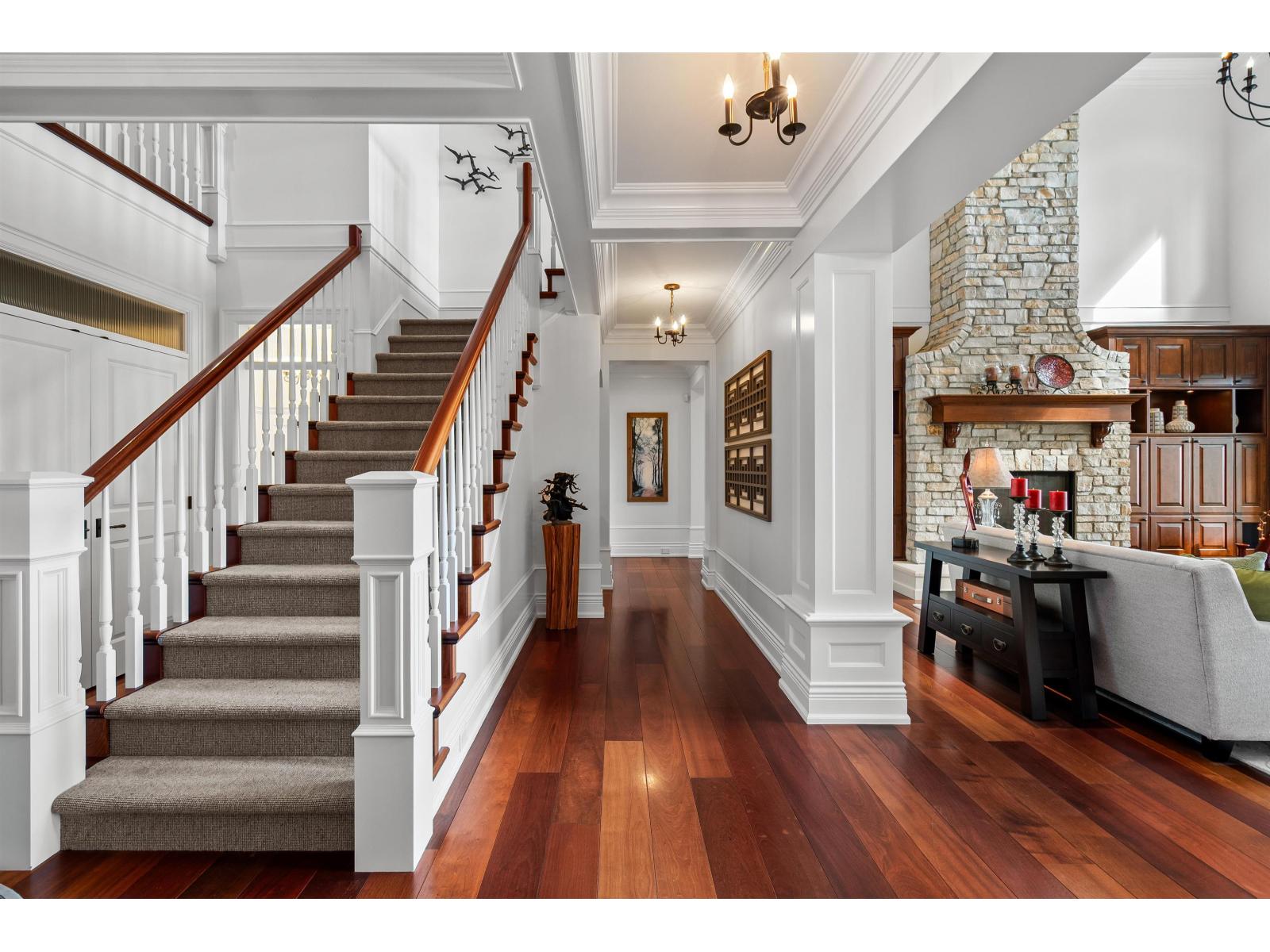 2430 JONQUIL COURT
