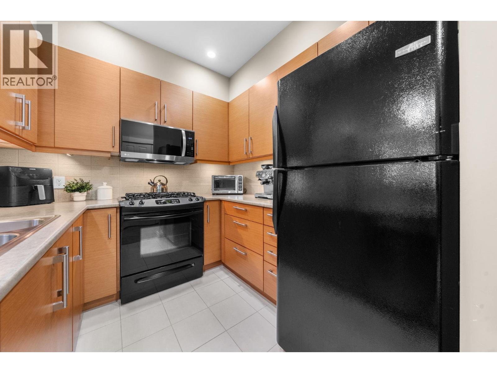 208 188 W 29 Street, North Vancouver, British Columbia  V7N 0A2 - Photo 15 - R3174541