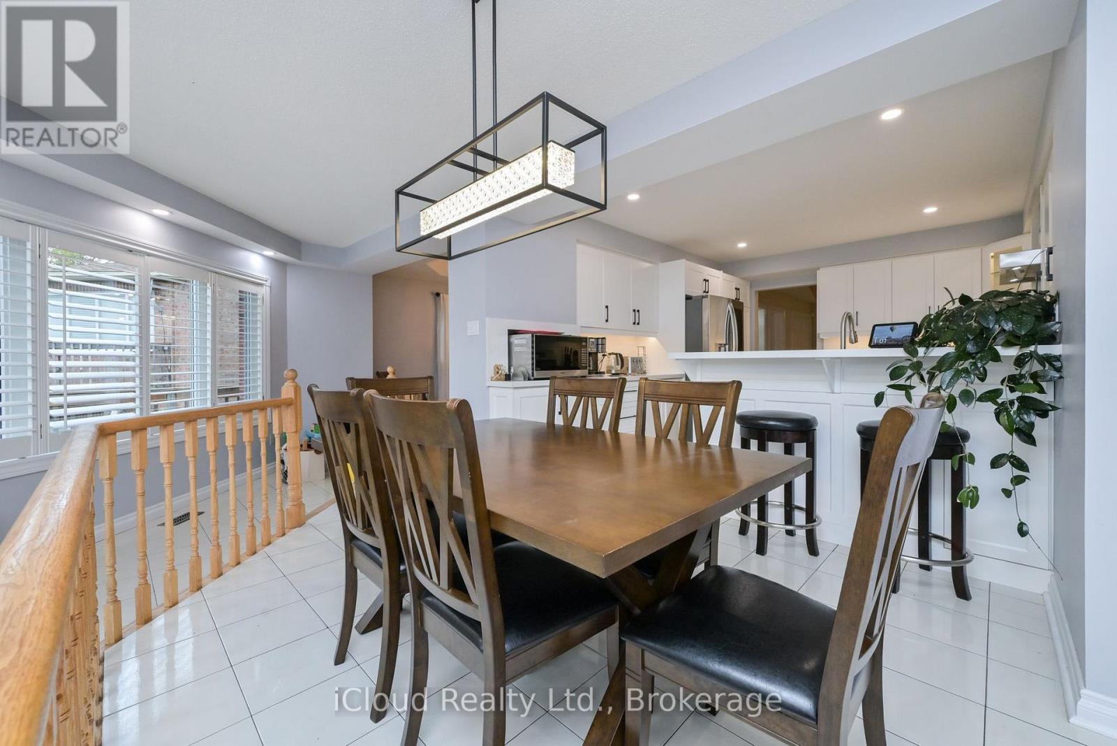 141 Kenpark Avenue, Brampton, Ontario  L6Z 3J8 - Photo 9 - W13882406