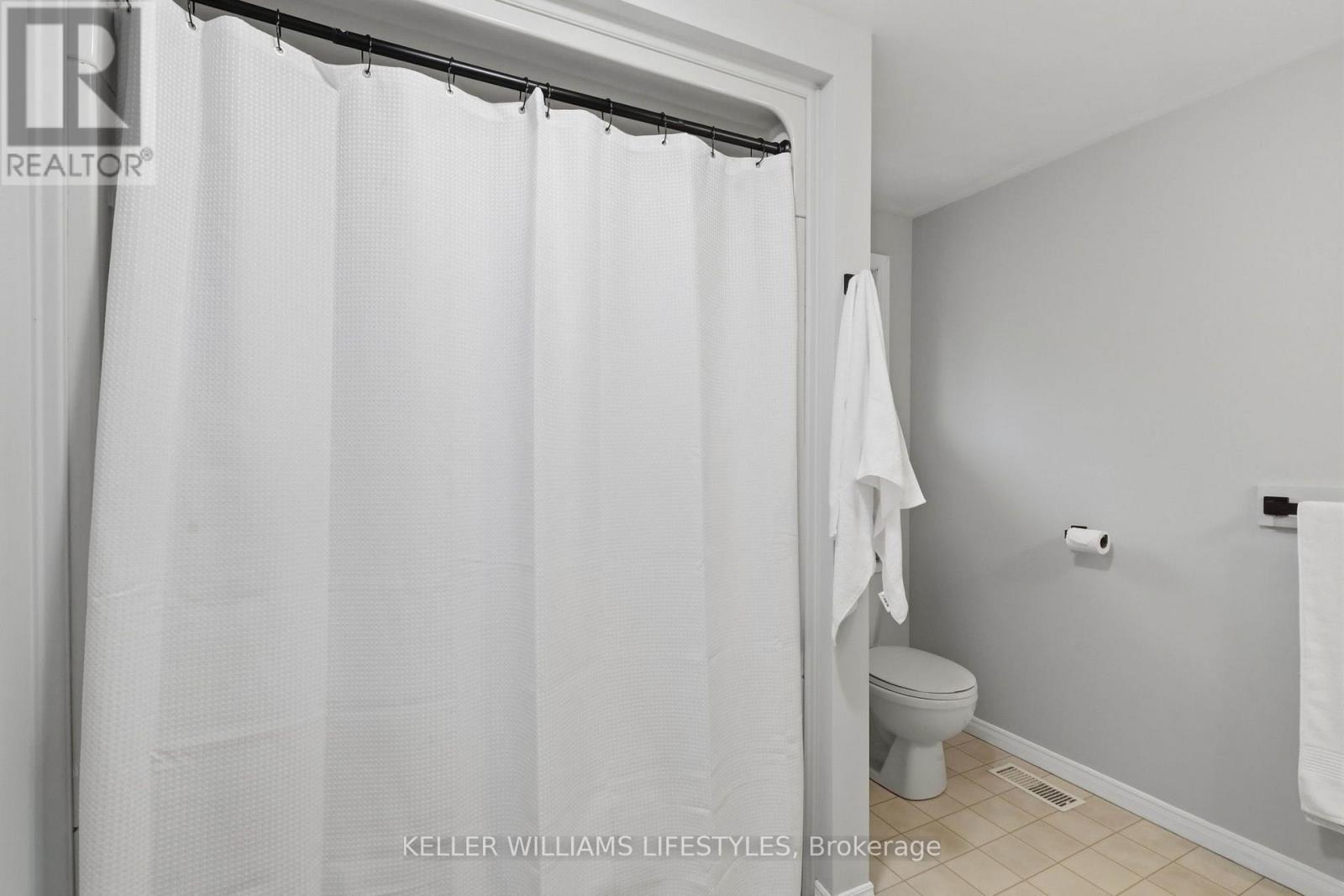 344 Robert Street, Strathroy-Caradoc, Ontario  N7G 3M1 - Photo 25 - X14025134