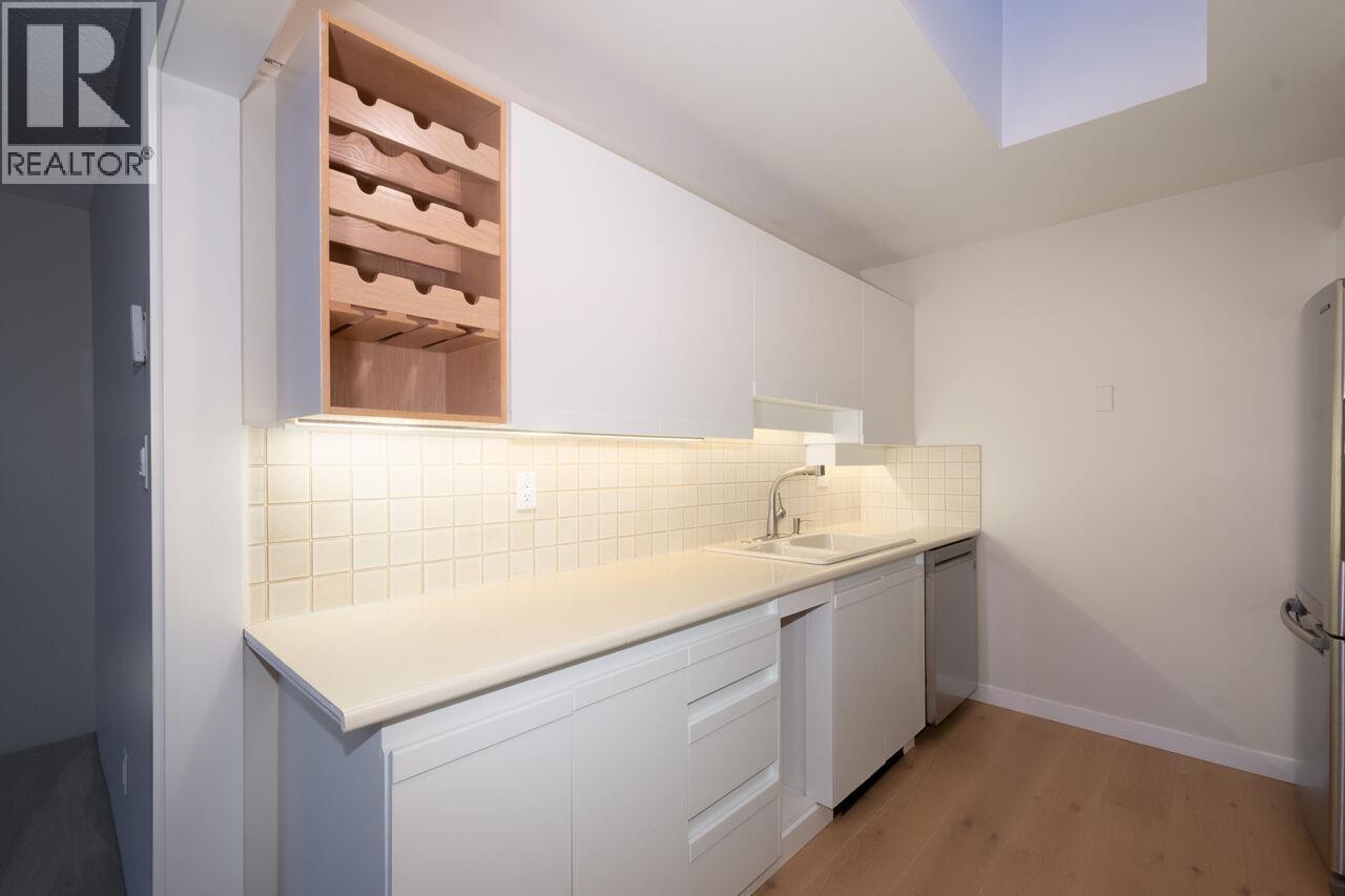 210 2274 Folkestone Way, West Vancouver, British Columbia  V7S 2X7 - Photo 14 - R3173487