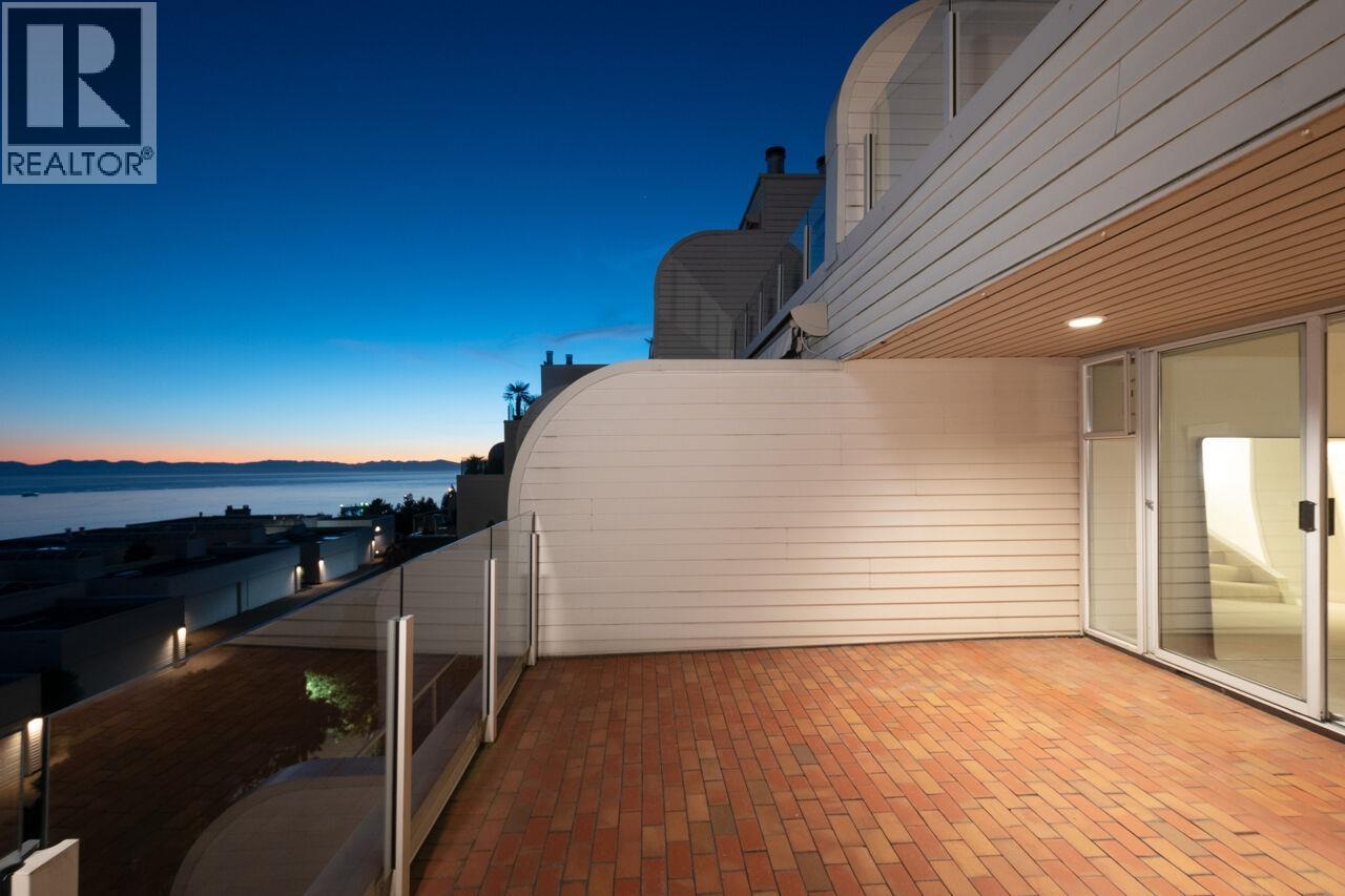210 2274 Folkestone Way, West Vancouver, British Columbia  V7S 2X7 - Photo 9 - R3173487