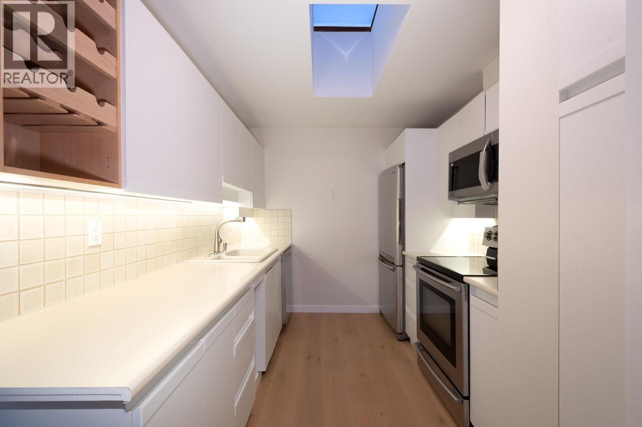 210 2274 Folkestone Way, West Vancouver, British Columbia  V7S 2X7 - Photo 13 - R3173487