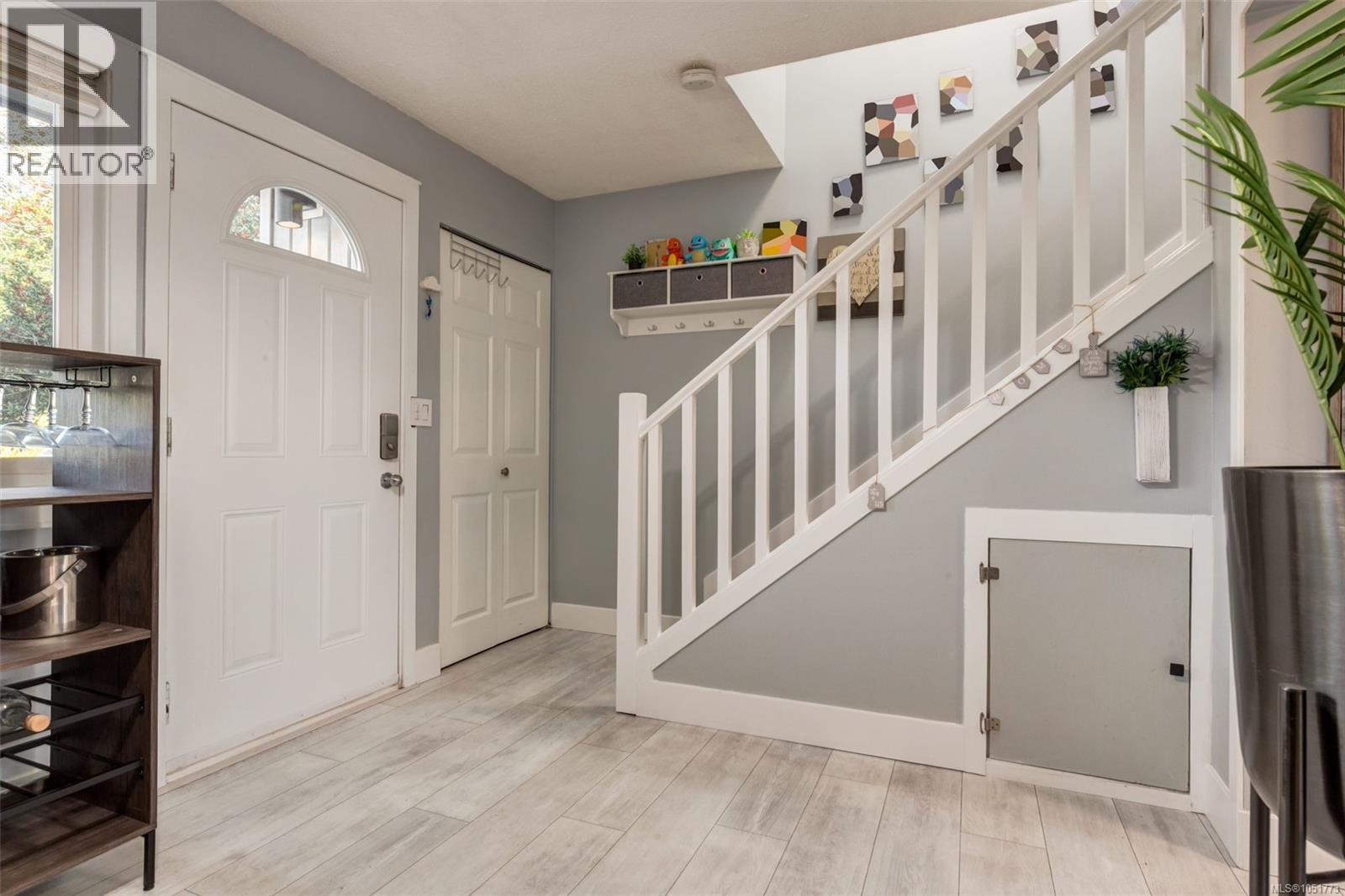 12 285 Harewood Rd