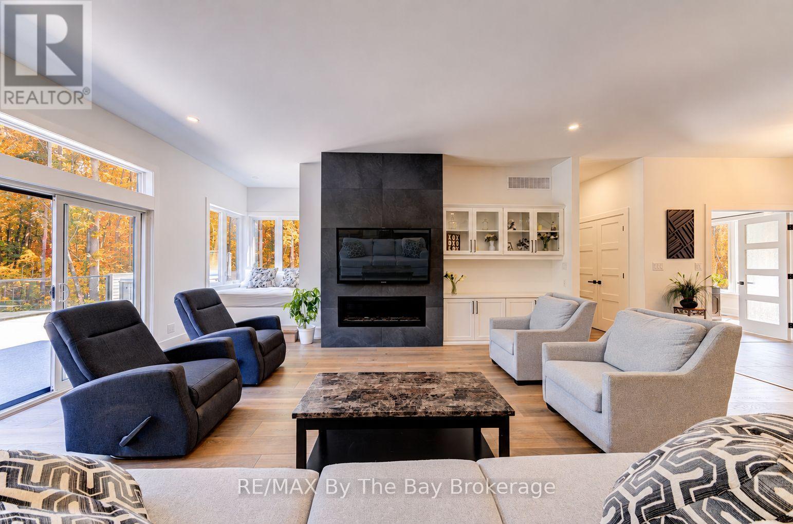 95 Spruce Street, Tiny, Ontario  L0L 1P1 - Photo 15 - S13880226