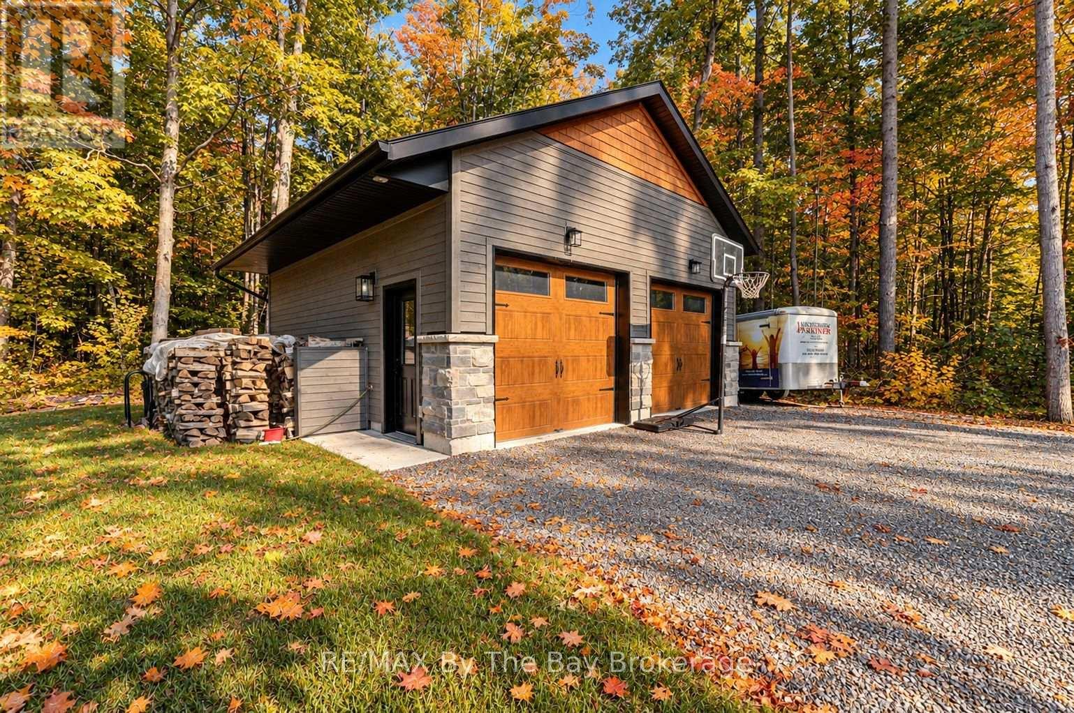 95 Spruce Street, Tiny, Ontario  L0L 1P1 - Photo 6 - S13880226