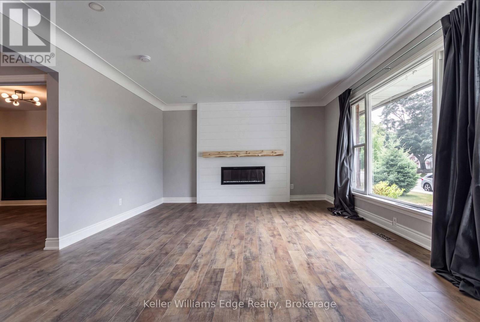 Upper - 17 West 21st Street, Hamilton, Ontario  L9C 4M3 - Photo 6 - X14024660