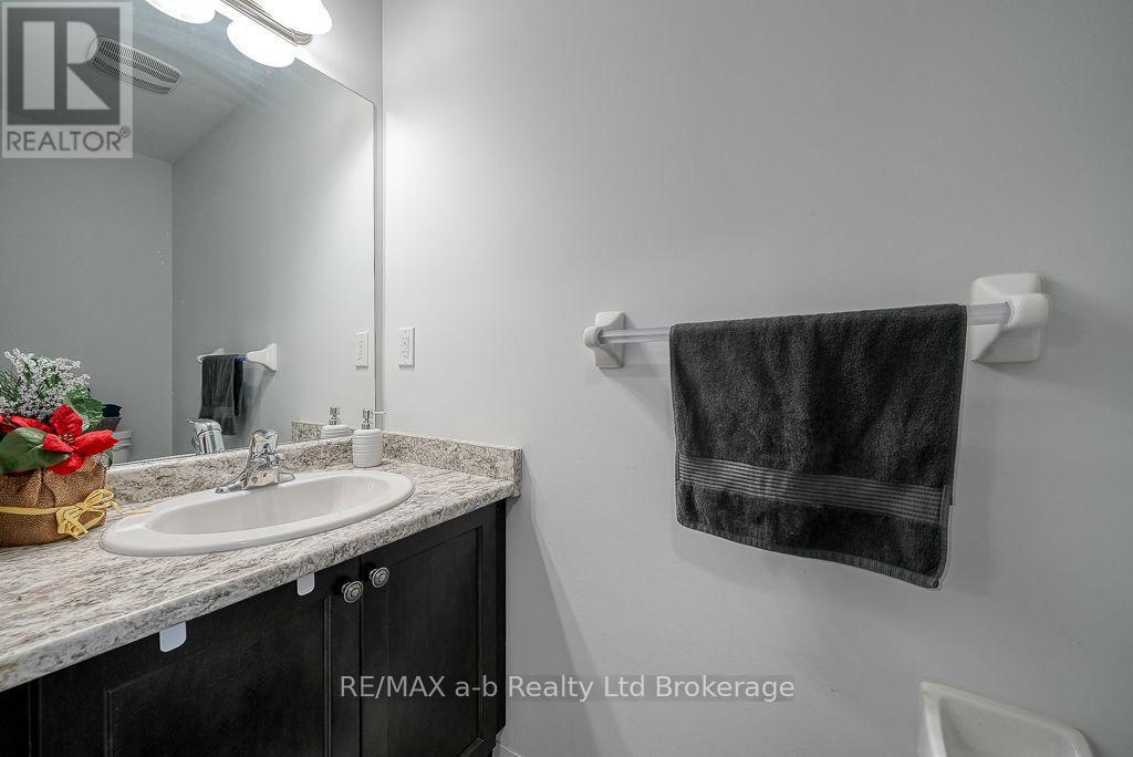 1137 Edinburgh Drive, Woodstock, Ontario  N4T 0M3 - Photo 5 - X14025476