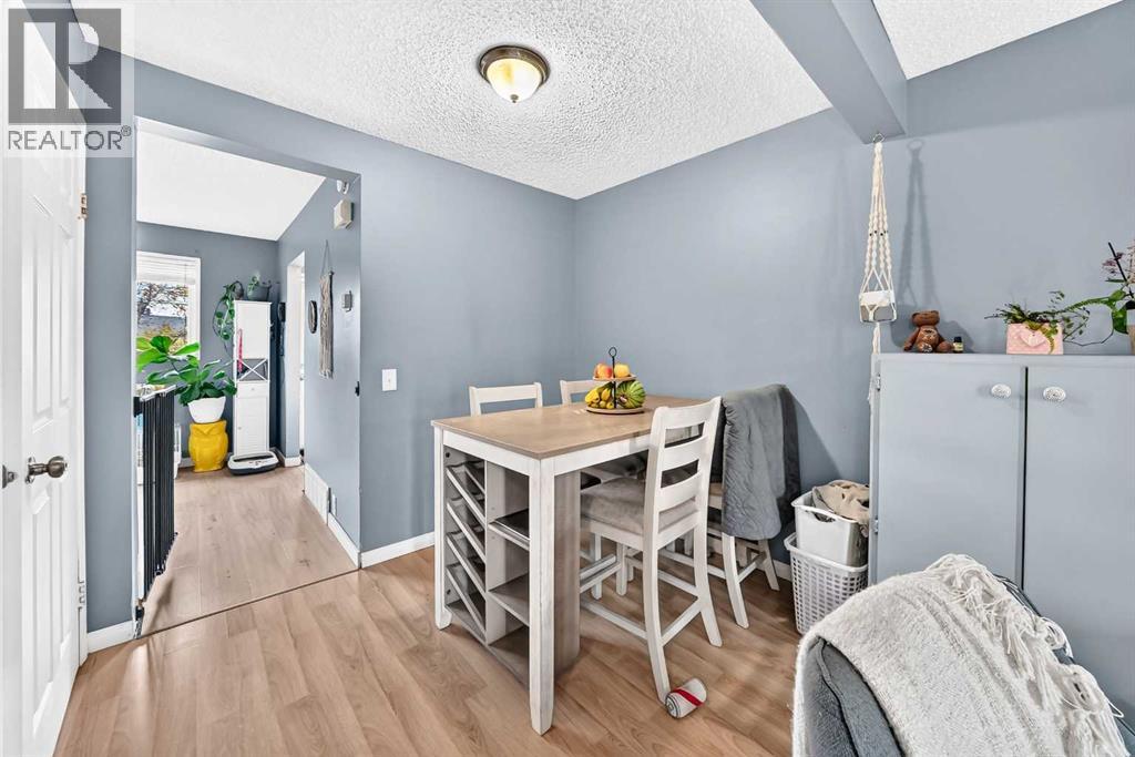 240 Jensen Drive NE, Airdrie, Alberta  T4B 1P6 - Photo 12 - A2350438