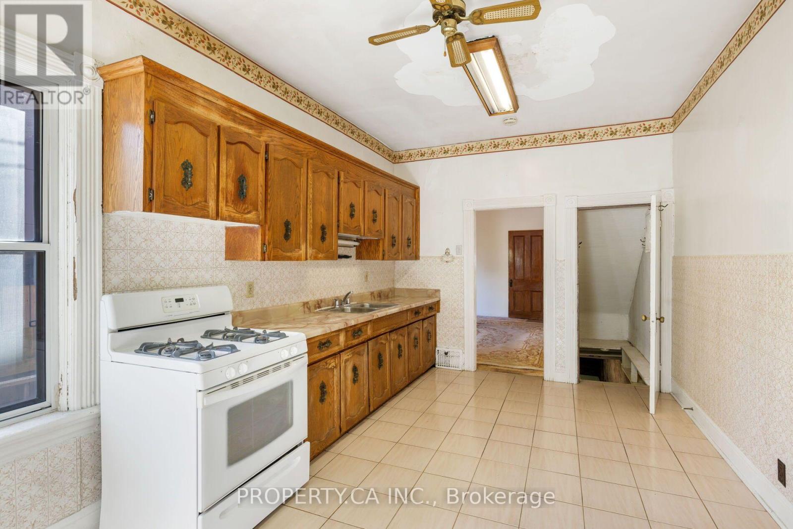 195 Shaw Street, Toronto, Ontario  M6J 2W7 - Photo 7 - C14025382