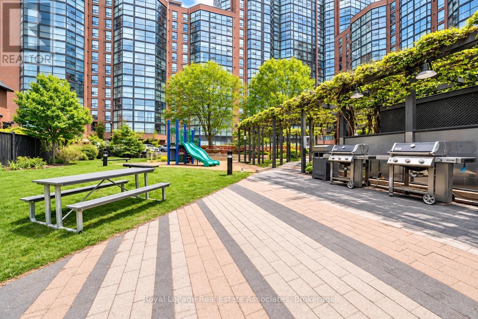 1603 - 705 King Street W, Toronto, Ontario  M5V 2W8 - Photo 17 - C14026116