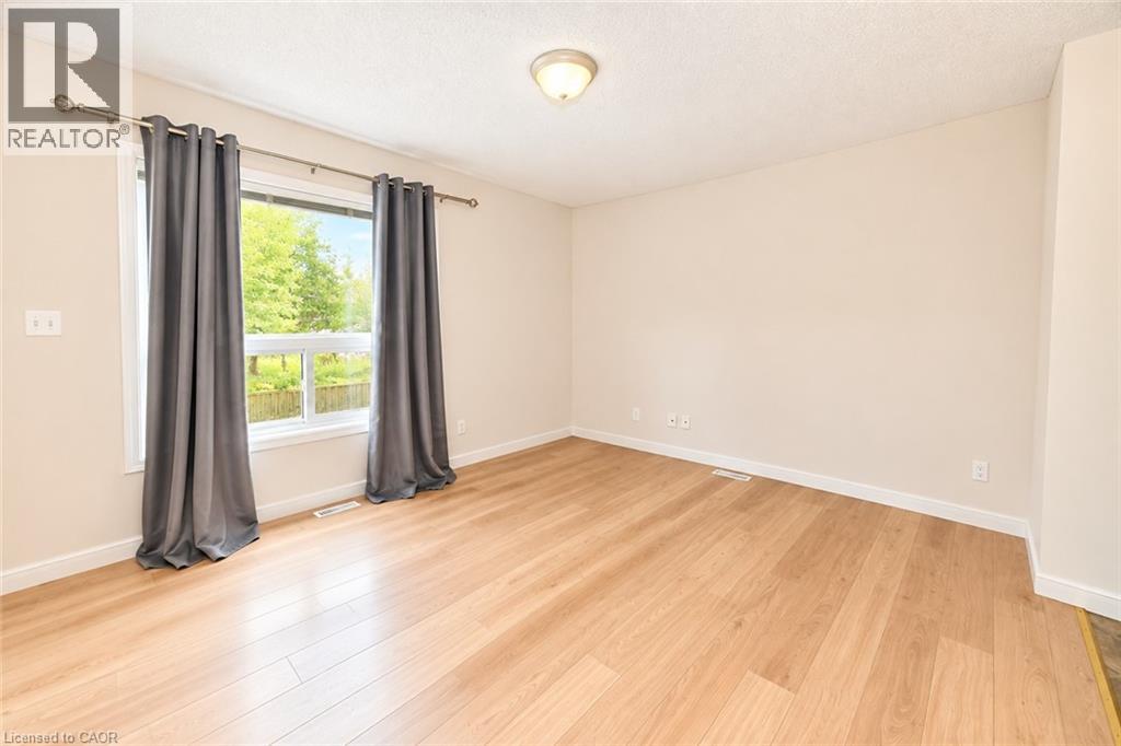 23 Howe Drive Unit# 8, Kitchener, Ontario  N2E 1J3 - Photo 5 - 40870298