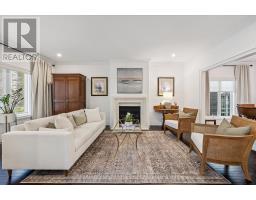 11 - 25 MANOR PARK CRESCENT, Guelph, Ontario
