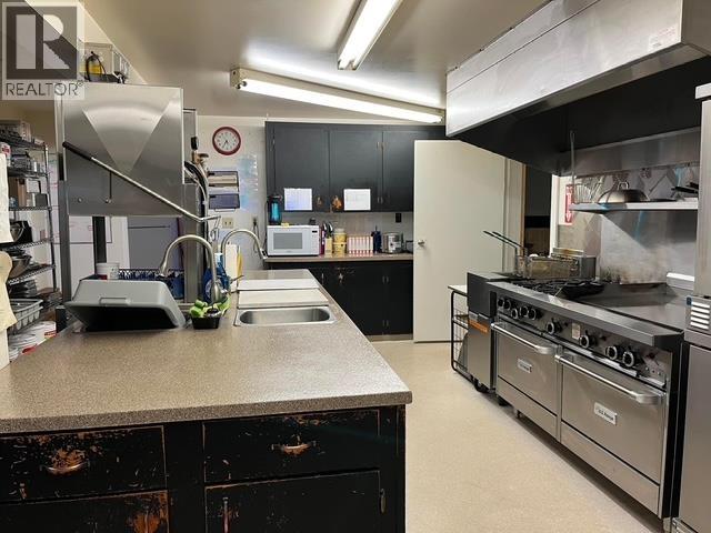 474 E Victoria Street, Vanderhoof, British Columbia  V0J 0A8 - Photo 2 - C8082724
