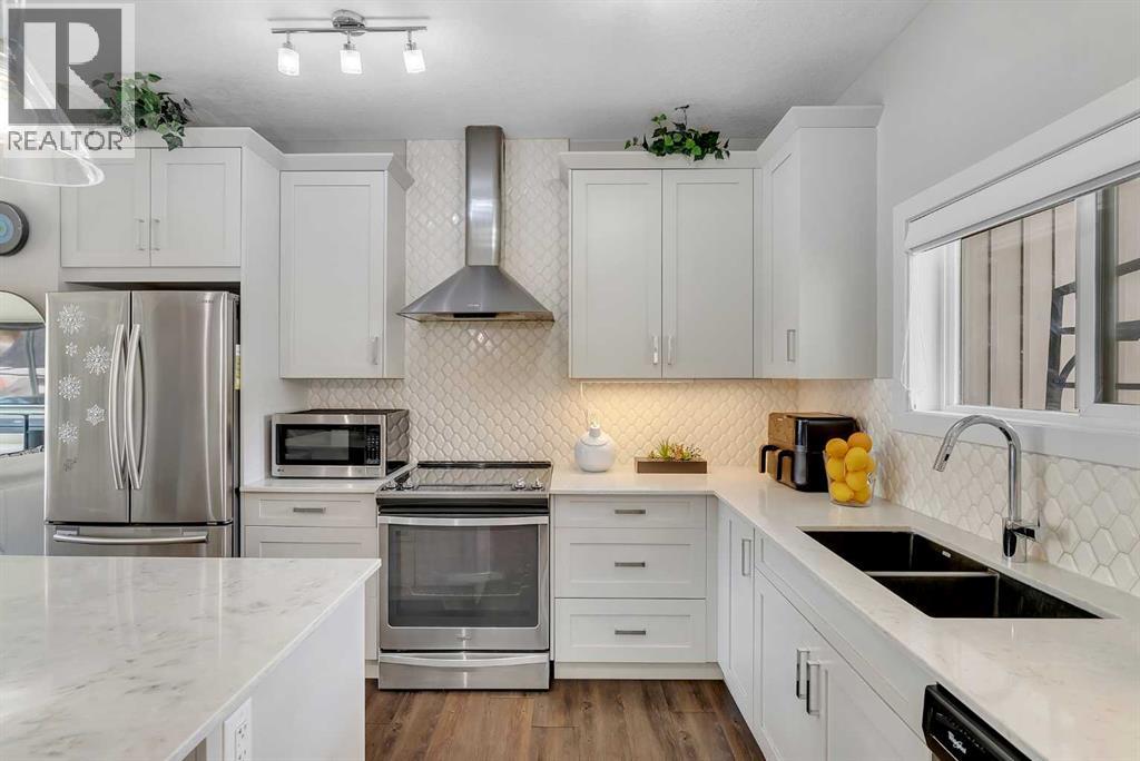 367 Nolancrest Heights NW, Calgary, Alberta  T3R 0Z9 - Photo 9 - A2352011