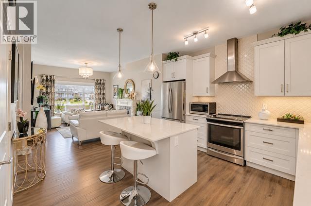 367 Nolancrest Heights NW, Calgary, Alberta  T3R 0Z9 - Photo 4 - A2352011
