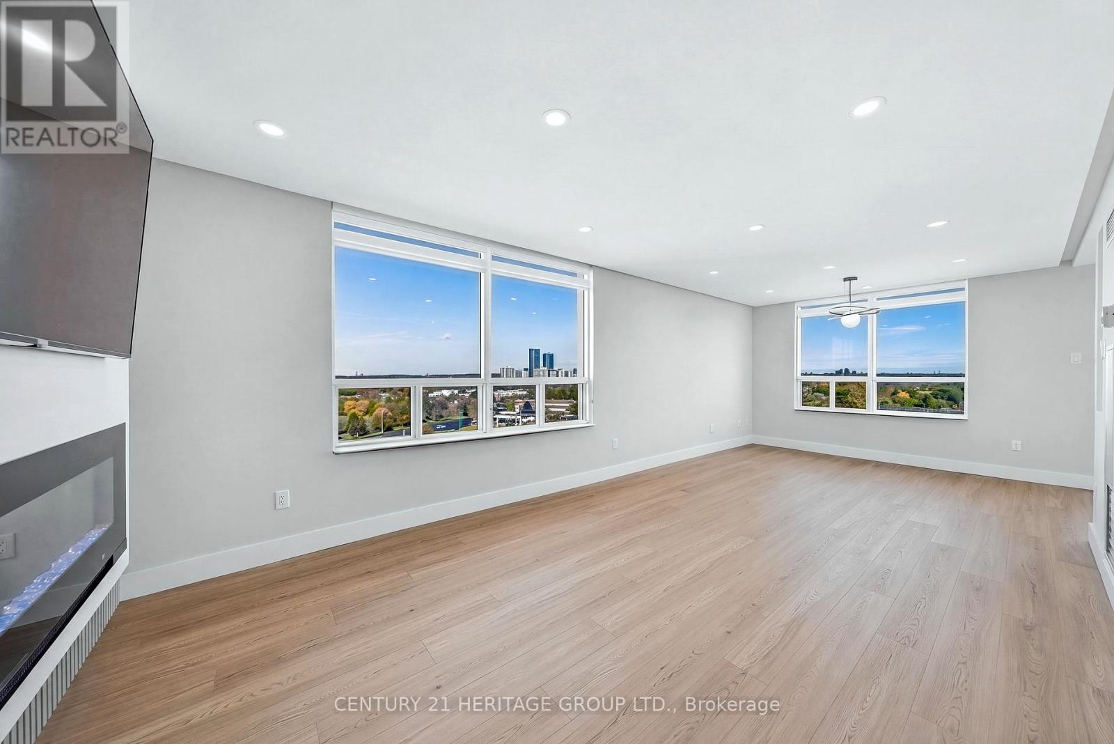1203 - 7 Townsgate Drive, Vaughan (Crestwood-Springfarm-Yorkhill), Ontario  L4J 7Z9 - Photo 3 - N14024180