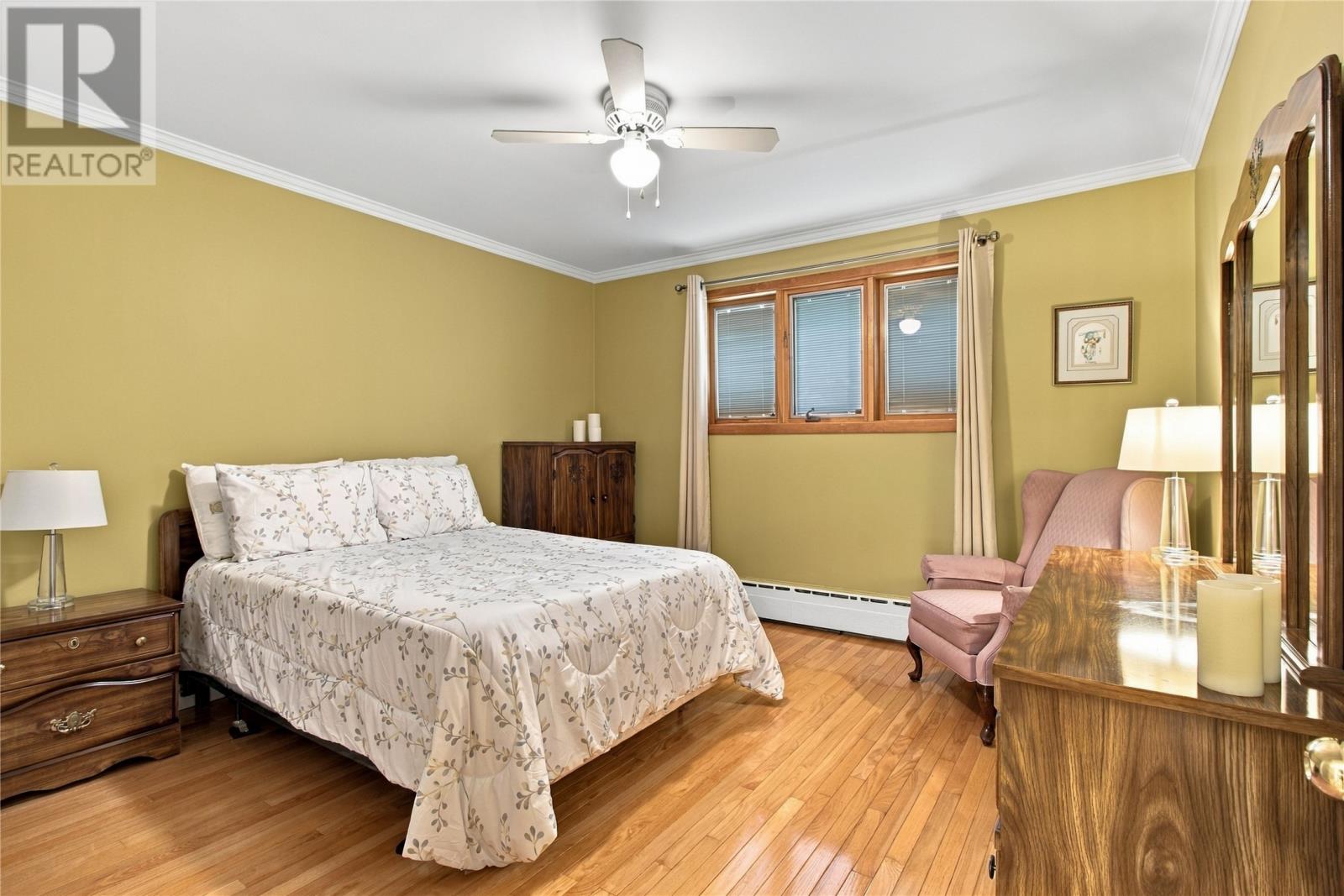 35 Cowan Avenue, St.John's — photo 17