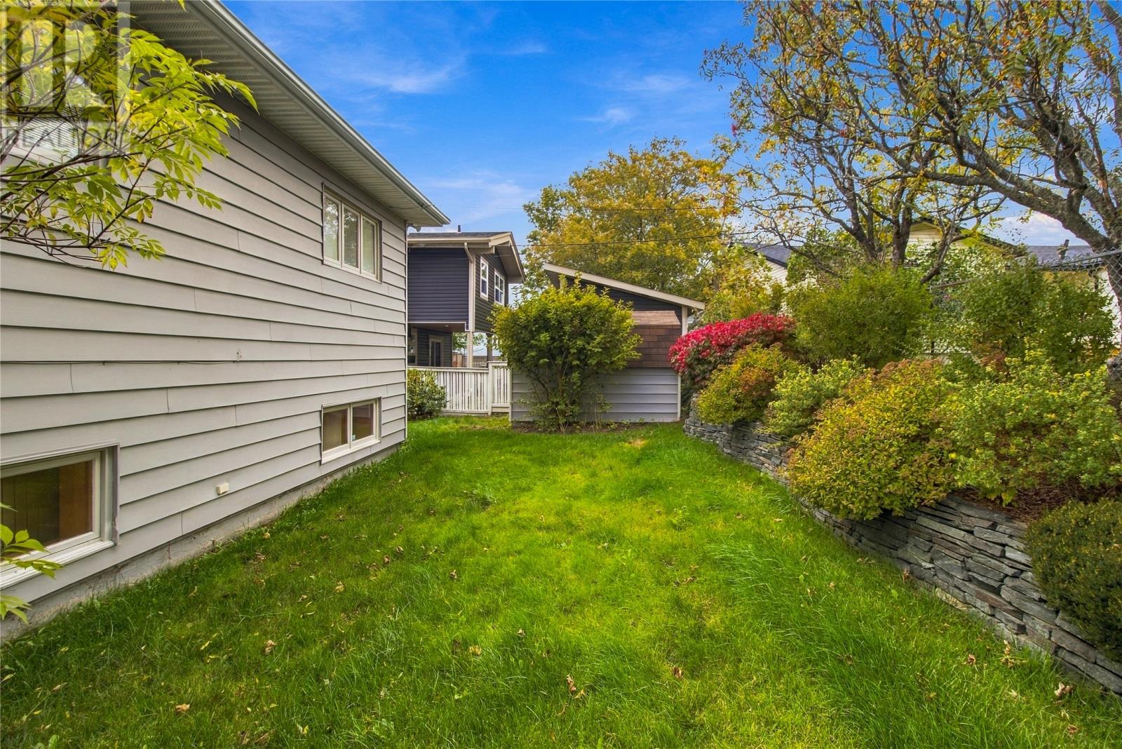 35 Cowan Avenue, St.John's — photo 33