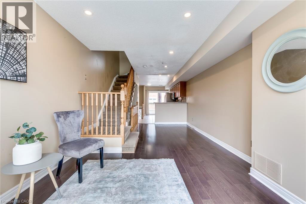 1751 Lampman Avenue Unit# 51, Burlington, Ontario  L7L 6W3 - Photo 15 - 40870446