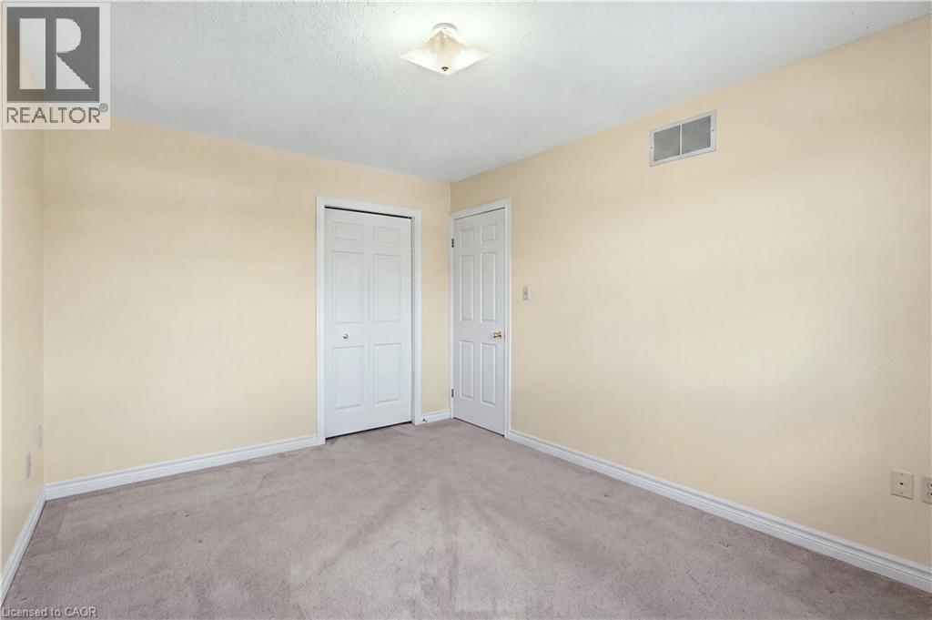 106 Como Place, Hamilton, Ontario  L9B 1Y1 - Photo 26 - 40870717