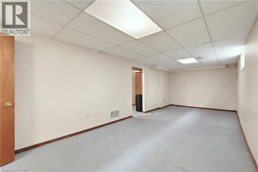 106 Como Place, Hamilton, Ontario  L9B 1Y1 - Photo 31 - 40870717