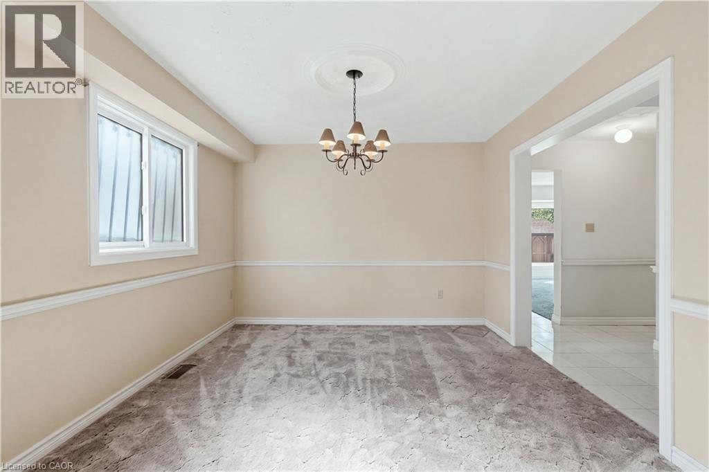 106 Como Place, Hamilton, Ontario  L9B 1Y1 - Photo 8 - 40870717