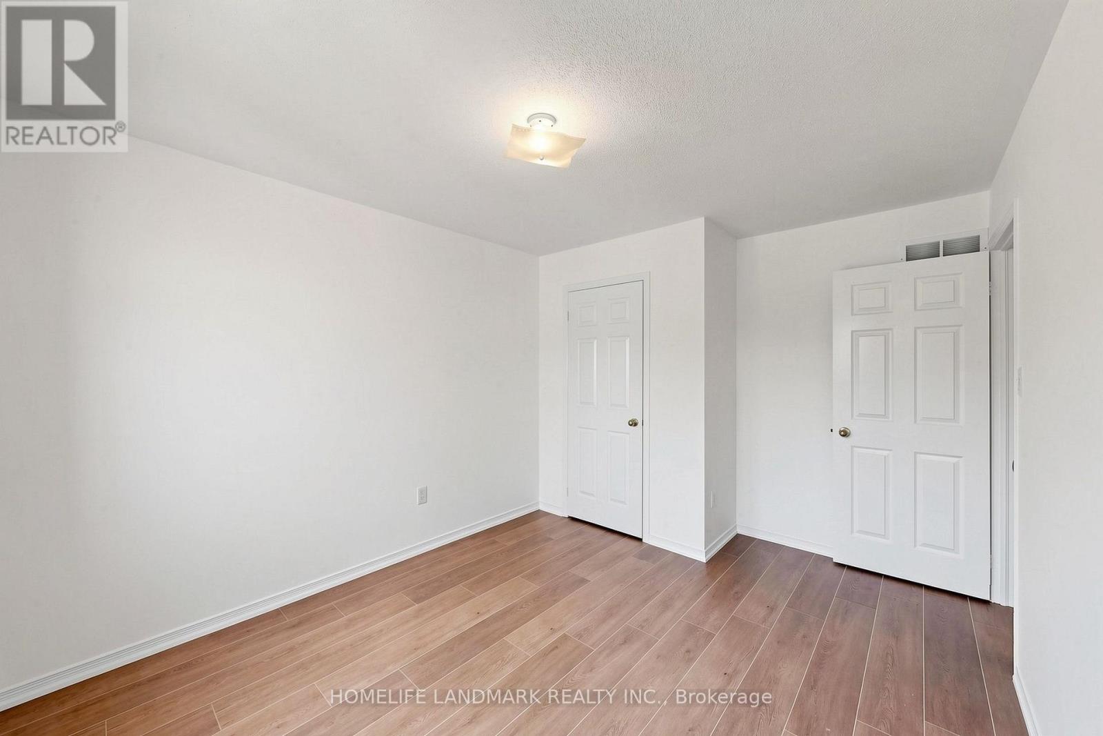 552 Thelma Street, Burlington, Ontario  L7L 6W9 - Photo 37 - W14025340
