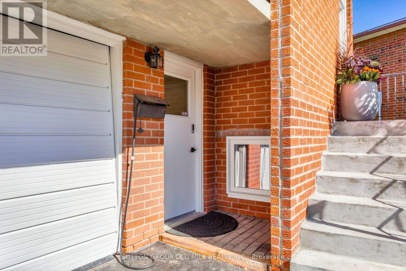 1645 Copseholm Trail, Mississauga, Ontario  L4W 2C1 - Photo 32 - W14026408