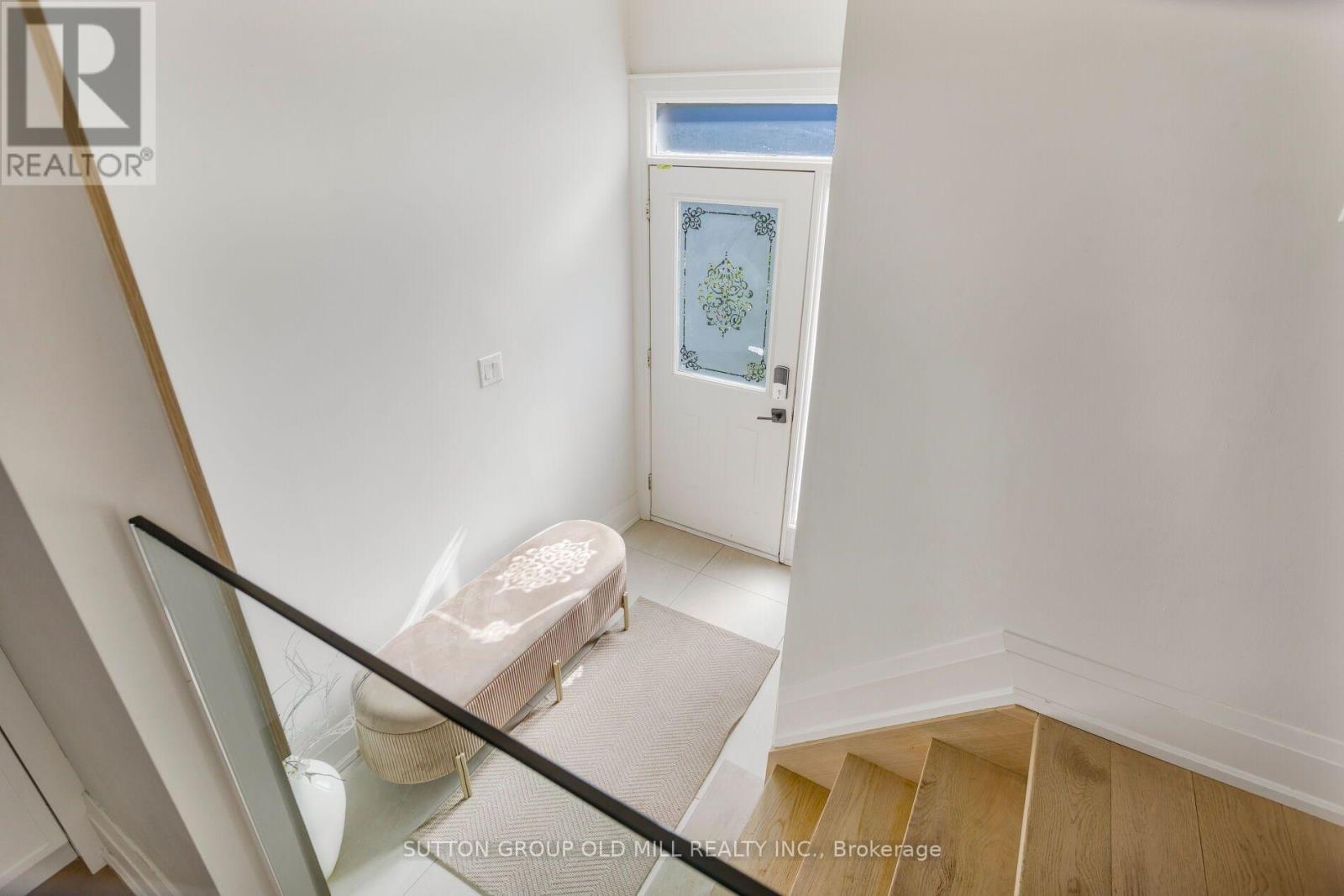 1645 Copseholm Trail, Mississauga, Ontario  L4W 2C1 - Photo 6 - W14026408