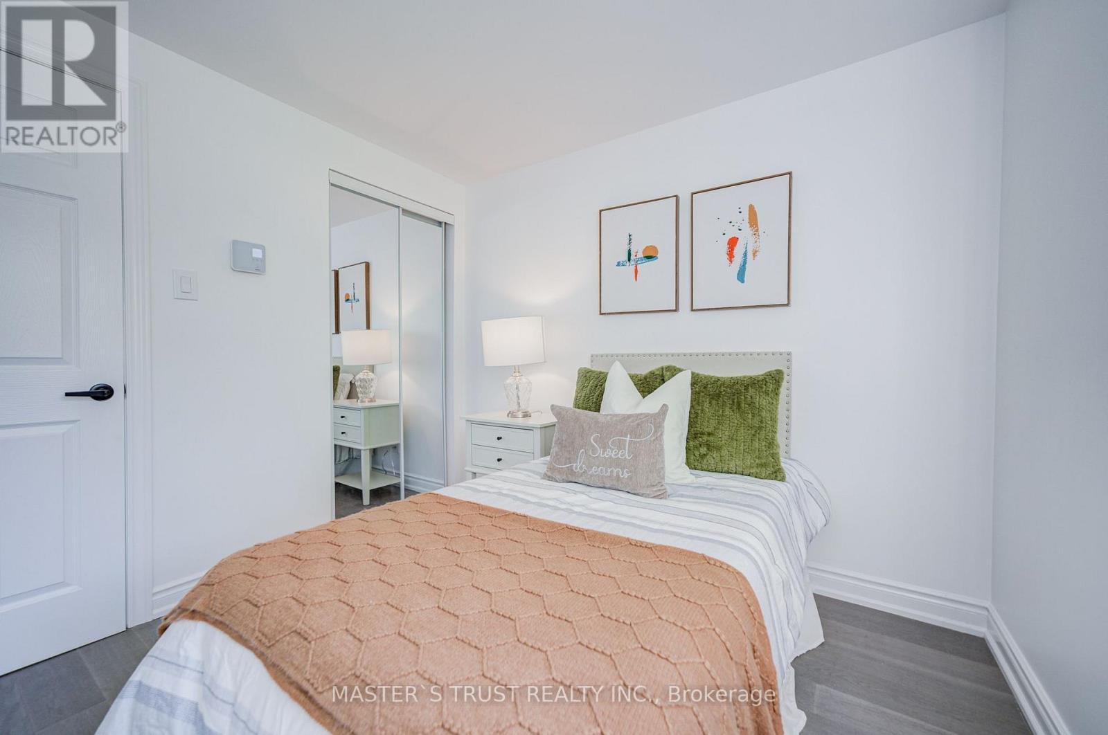 4 Gatsby Square, Brampton, Ontario  L6S 2H4 - Photo 19 - W14026460