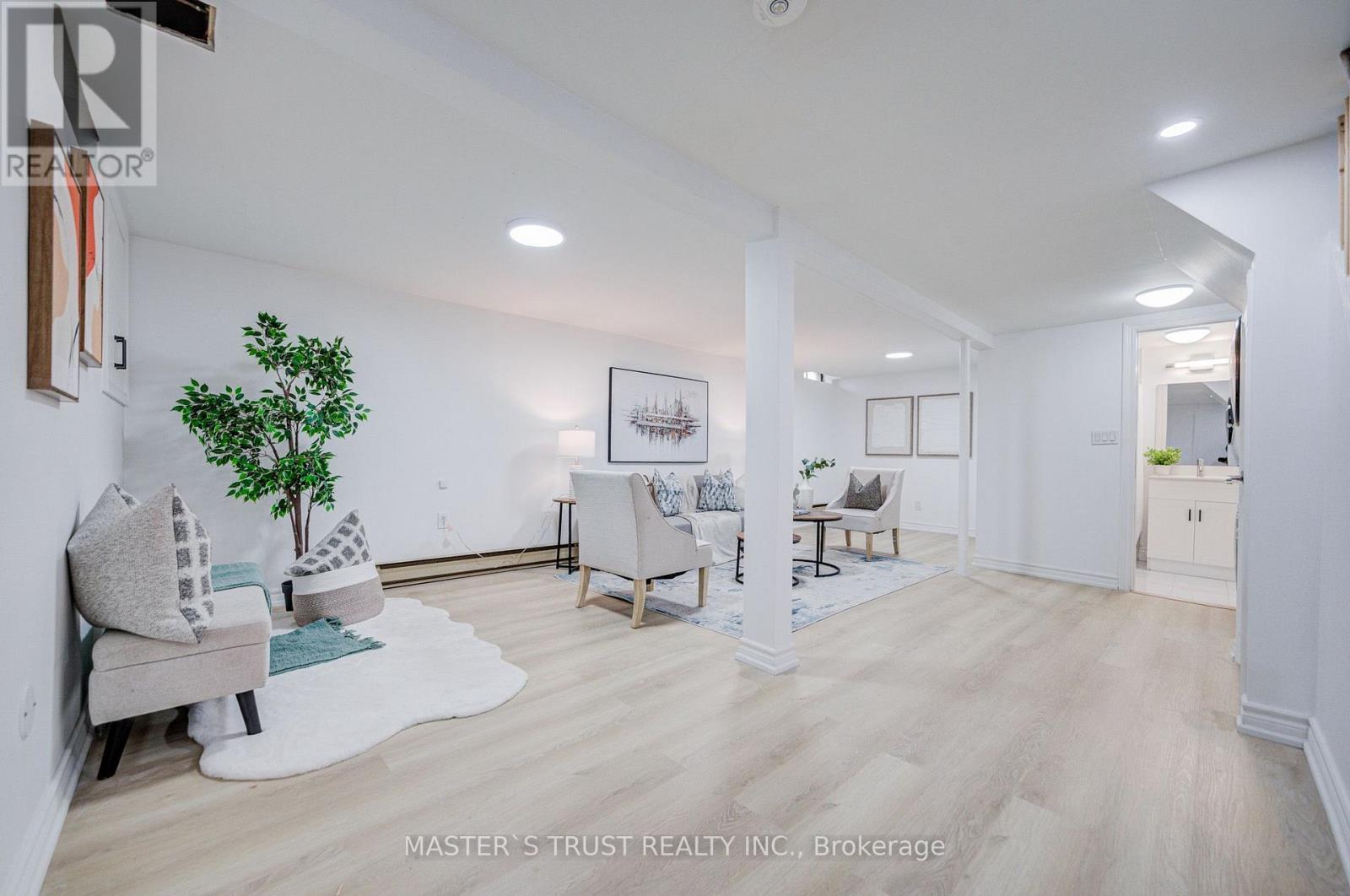 4 Gatsby Square, Brampton, Ontario  L6S 2H4 - Photo 24 - W14026460