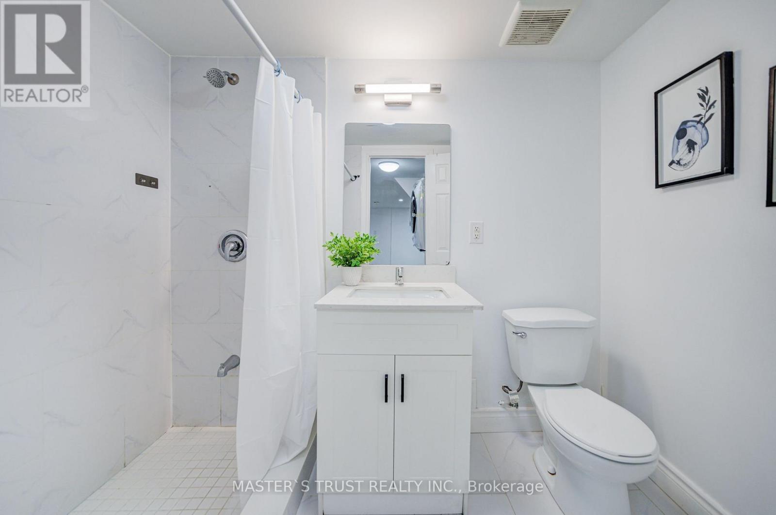 4 Gatsby Square, Brampton, Ontario  L6S 2H4 - Photo 29 - W14026460