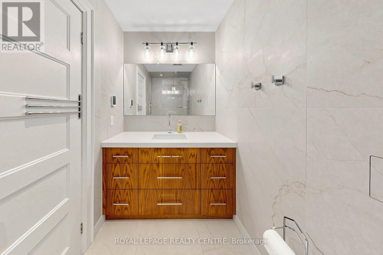 1577 Sandgate Crescent, Mississauga, Ontario  L5J 2E3 - Photo 12 - W14027352