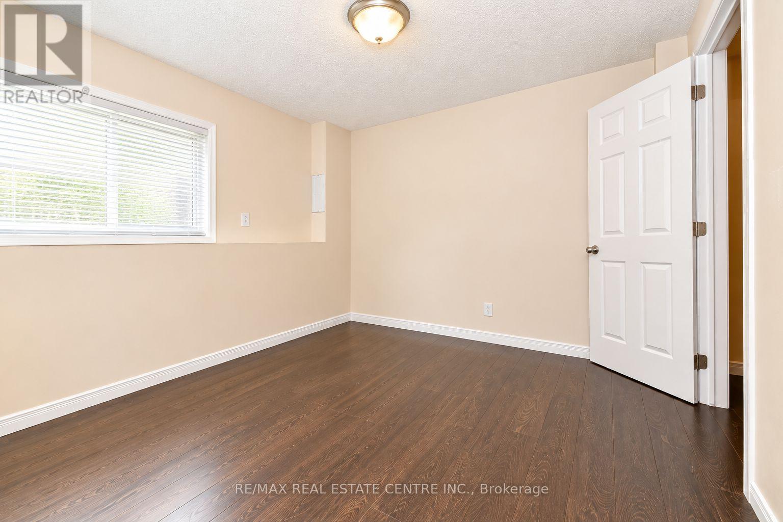 8 - 23 Howe Drive, Kitchener, Ontario  N2E 1J3 - Photo 10 - X14027420