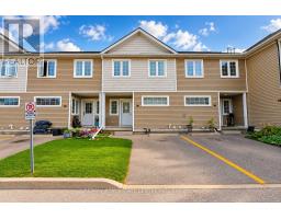 8 - 23 HOWE DRIVE, Kitchener, Ontario