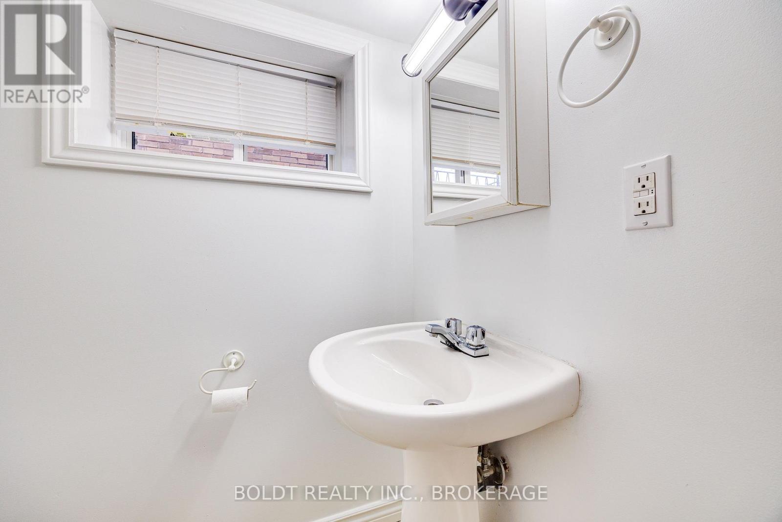 209 Rosslyn Avenue S, Hamilton, Ontario  L8M 3J6 - Photo 15 - X14023598