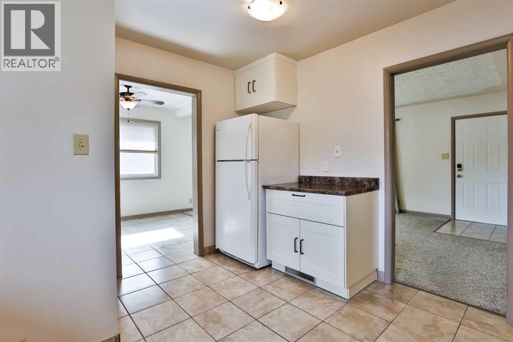 517 10 Street N, Lethbridge, Alberta  T1H 2C9 - Photo 7 - A2350649