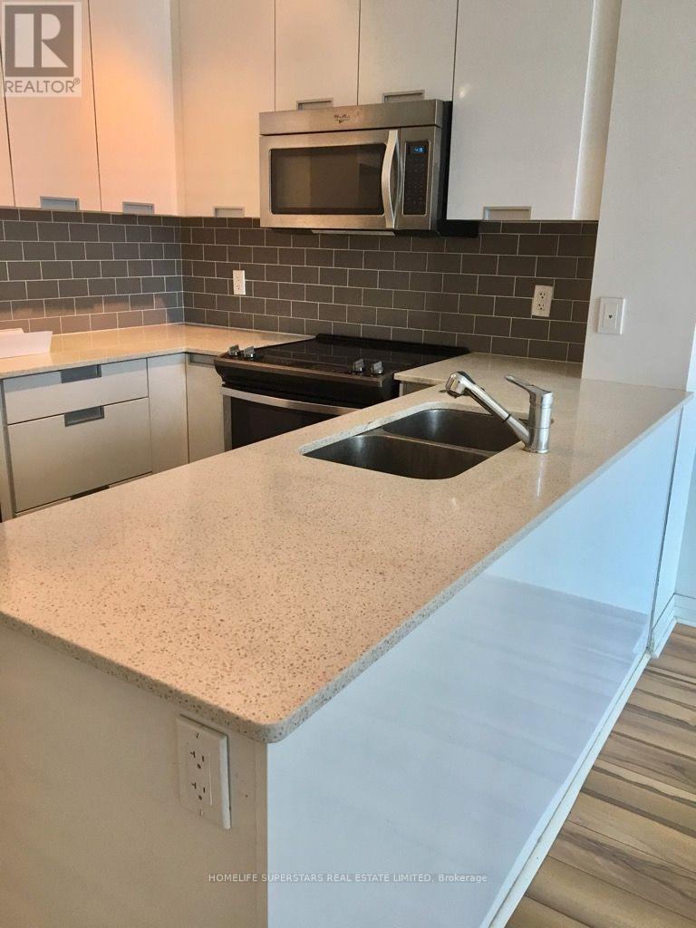 901 - 75 Eglinton Avenue W, Mississauga, Ontario  L5R 0E4 - Photo 25 - W14025534