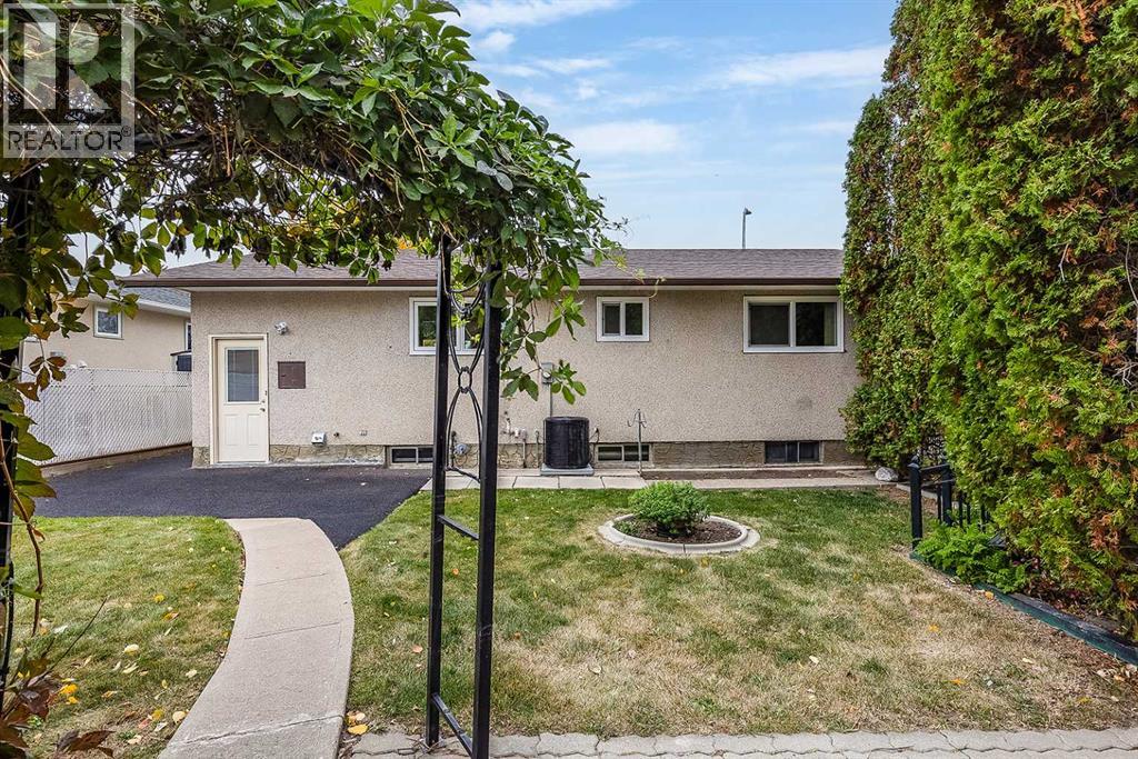 2377 Ronan Place SE