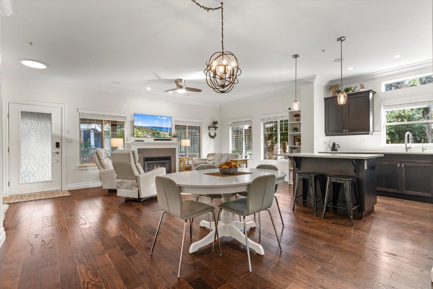 8 45345 CHEHALIS DRIVE|Garrison Crossing
