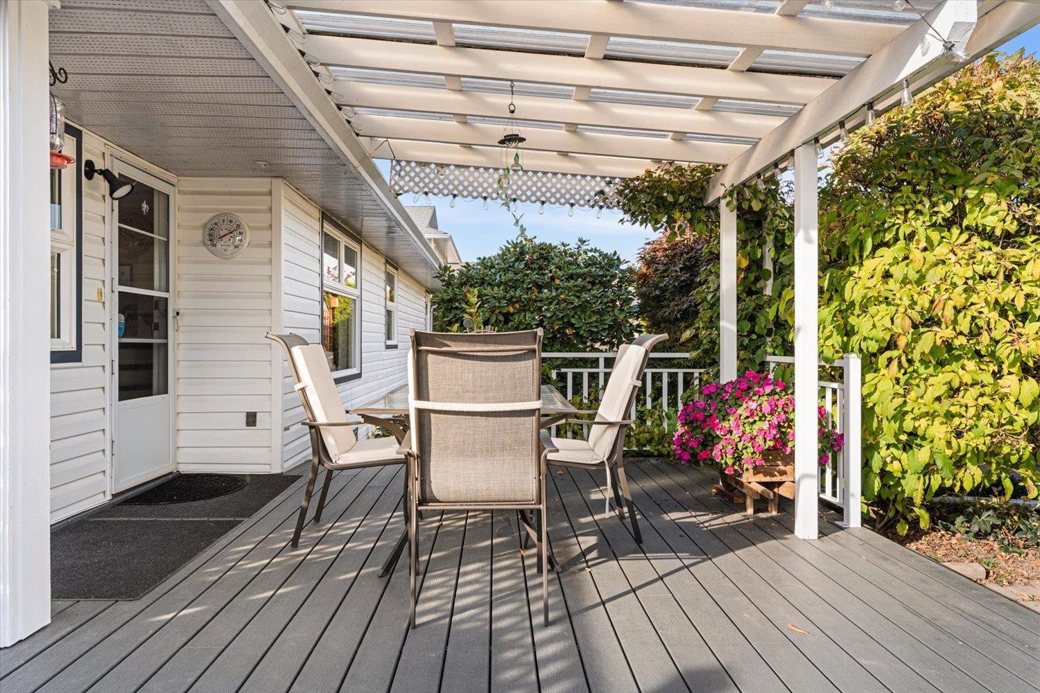 6930 COACH LAMP DRIVE|Sardis West Vedder