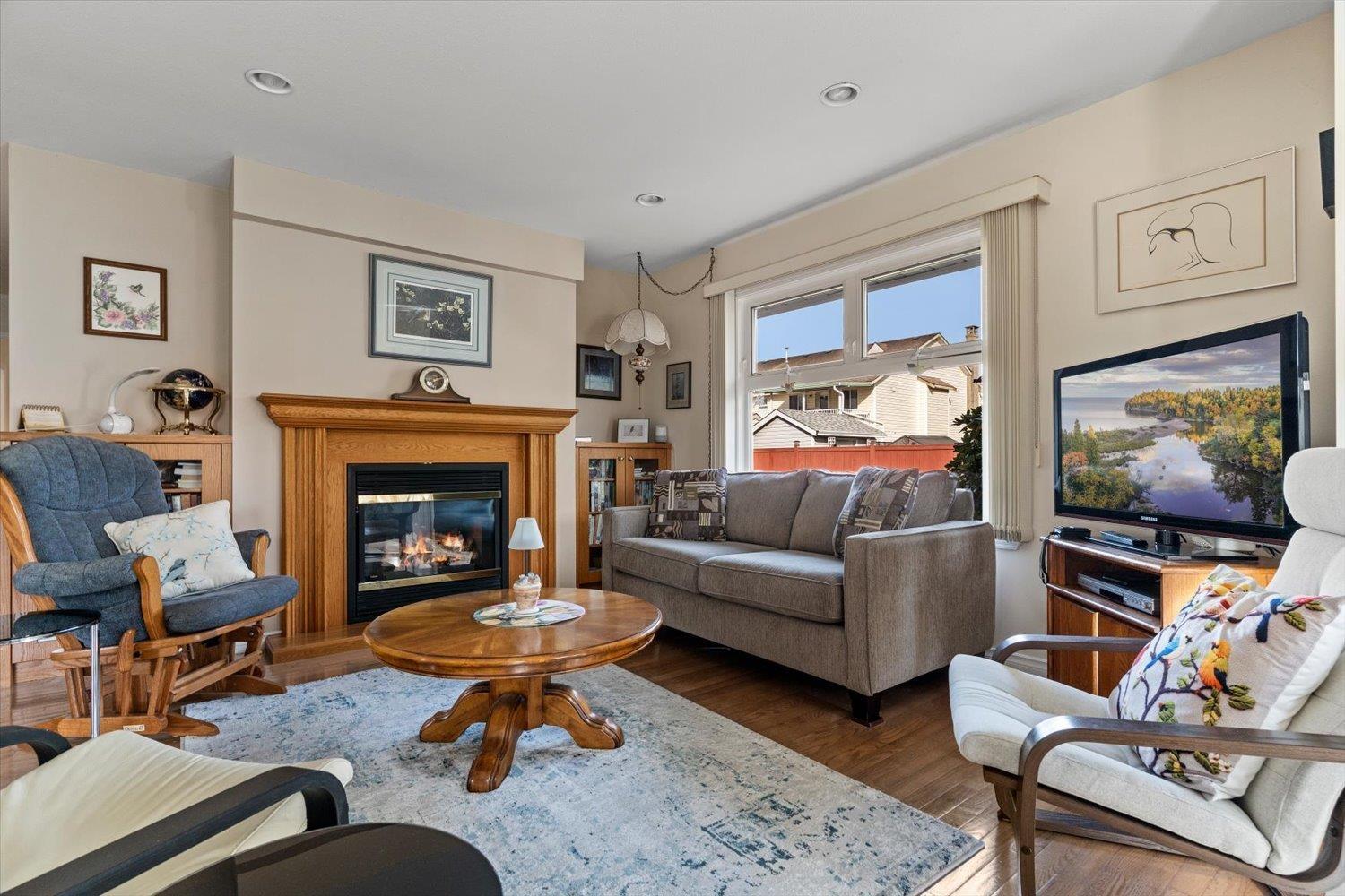 6930 COACH LAMP DRIVE|Sardis West Vedder