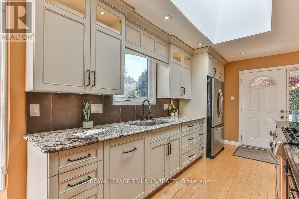 1221 Glenora Drive, London North, Ontario  N5X 2P6 - Photo 10 - X14027530