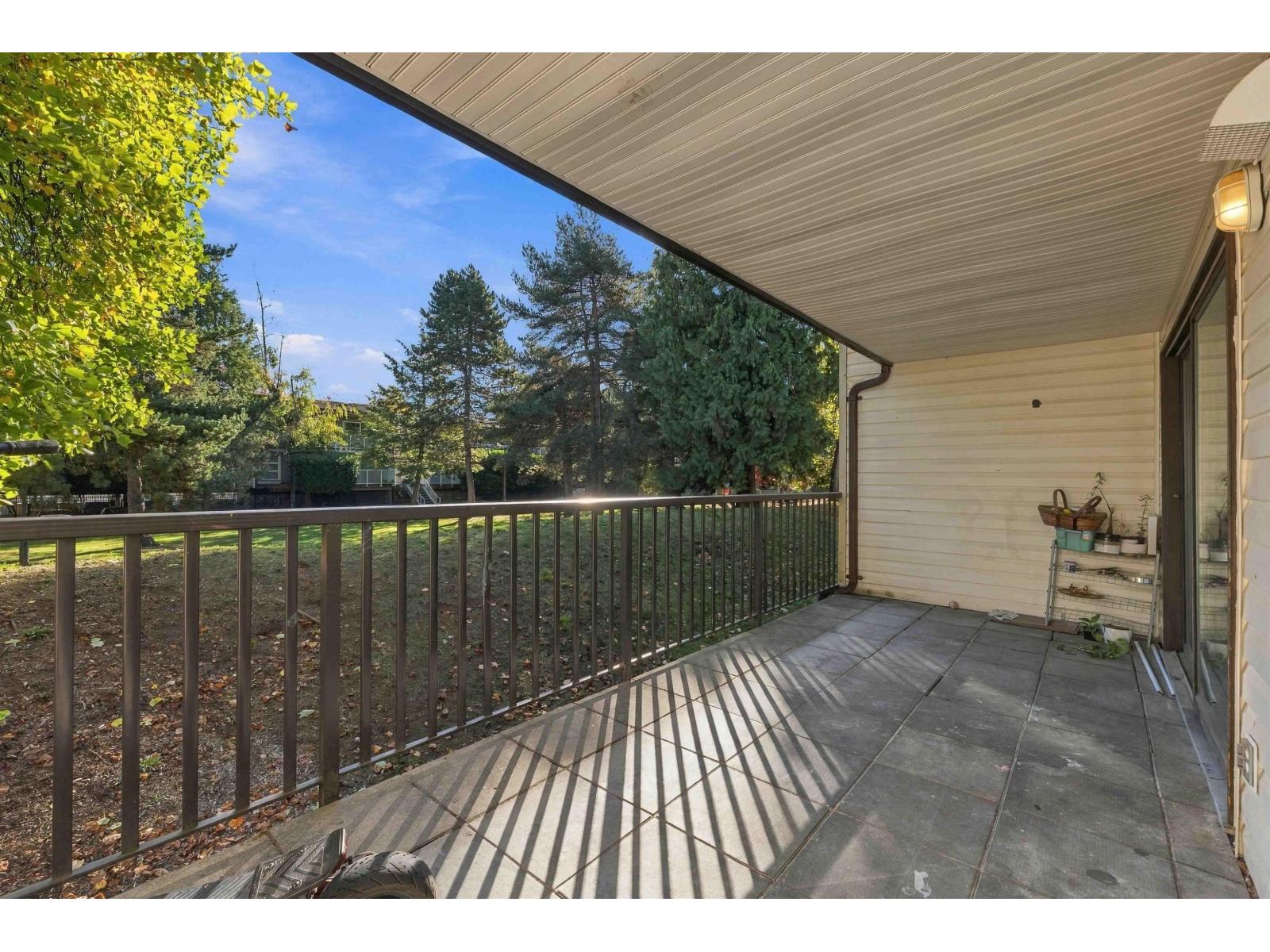 106 15288 100 Avenue, Surrey, British Columbia  V3R 7V2 - Photo 25 - R3174530