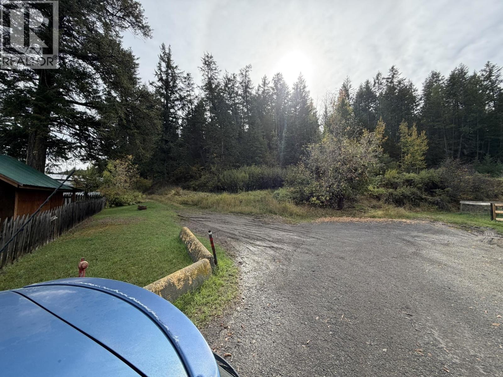 1401 Paxton Road, Williams Lake, British Columbia  V2G 3G2 - Photo 2 - R3174635