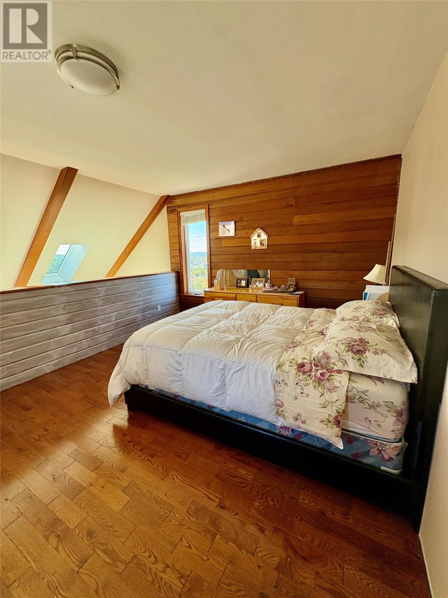 31 READERS HILL Crescent, CHAMBERLAINS- MANUALS — photo 16