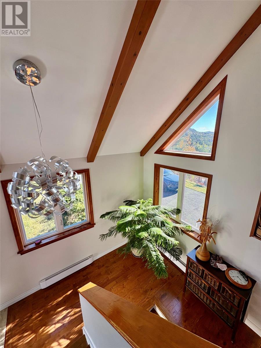 31 READERS HILL Crescent, CHAMBERLAINS- MANUALS — photo 17
