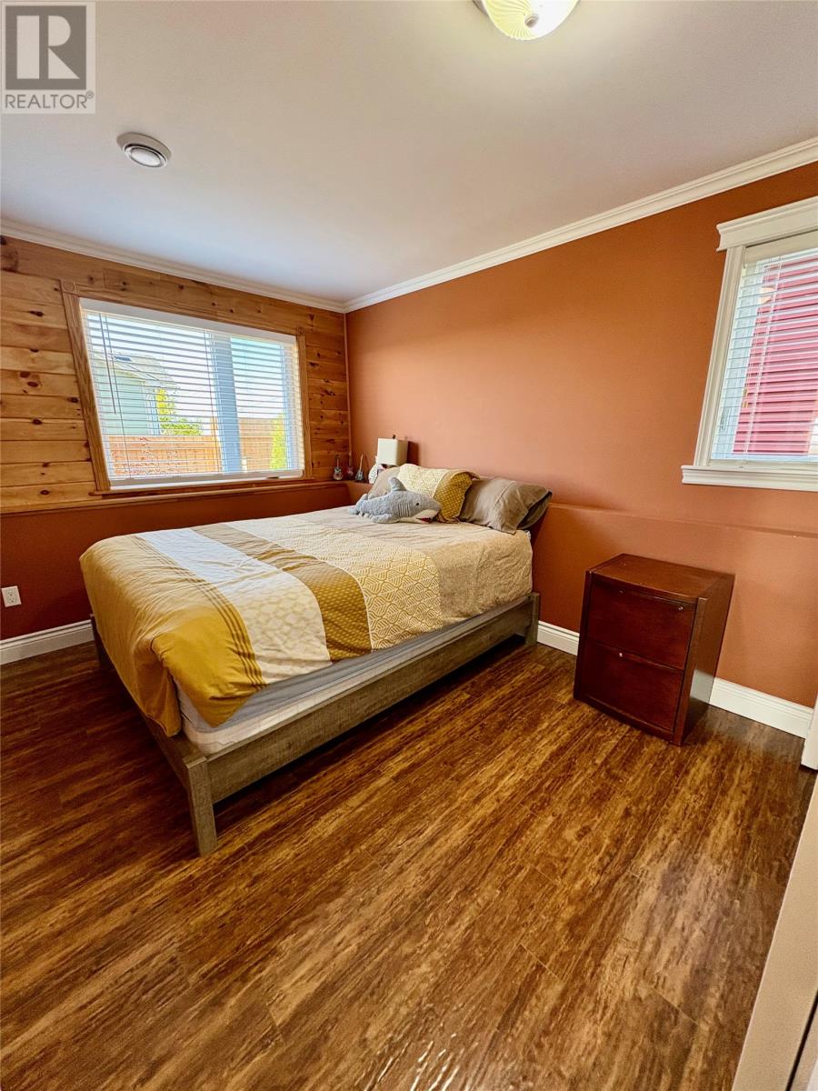 31 READERS HILL Crescent, CHAMBERLAINS- MANUALS — photo 18